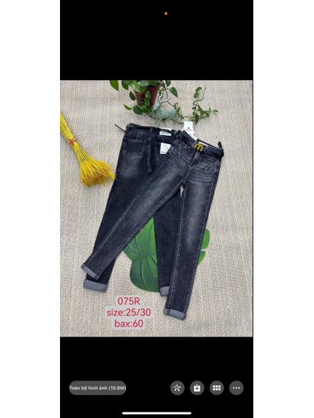 Spodnie Jeansy damskie , size 25-30, paczka 12szt