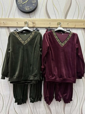 Komplety damskie  Polska, size s-xl, paczka 4szt ,1kolor