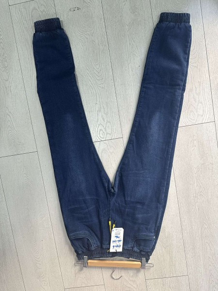 Spodnie jeans dziecięcy ,rozm 146-176 paczka 12szt 1 kolor