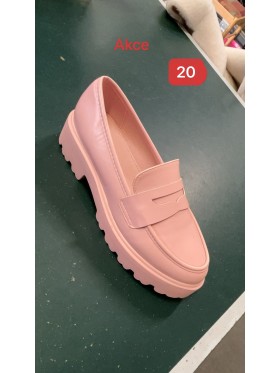 Buty Damskie. SIZE:36-41 (12PAR/PACZKA) KOLOR JAK NA ZDZICIU