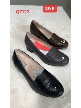 Buty Damskie. SIZE:36-41 (12PAR/PACZKA) KOLOR JAK NA ZDZIĘCIU