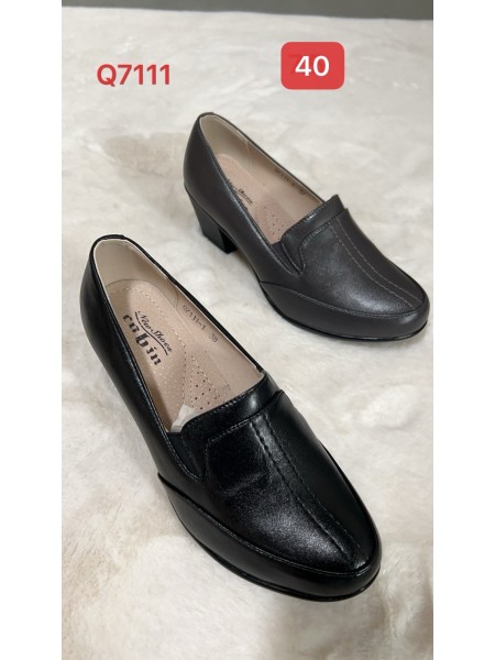 Buty Damskie. SIZE:36-41 (12PAR/PACZKA) KOLOR JAK NA ZDZIĘCIU